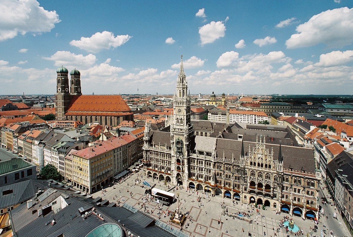 Der Ausschuss für Stadtplanung und Bauordnung des Stadtrats hat heute beschlossen, mit einem speziell zugeschnittenen Baulandmodell den Werkswohnungsbau für Fachkräfte der Daseinsvorsorge zu fördern. ➡️ Weitere Infos t1p.de/1a2f8