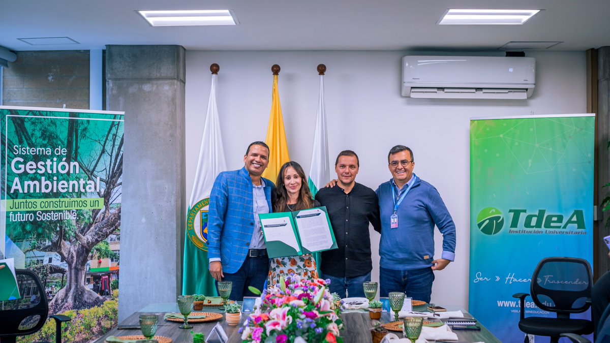 Alianza por la economía circular acciones prácticas por la sostenibilidad ambiental <a href="/AlcaldiadeMed/">Alcaldía de Medellín</a> secretaria de Medio Ambiente <a href="/amoramartinez1/">Ana Ligia Mora Martínez</a> <a href="/PolitecnicoJIC/">Politécnico Colombiano Jaime Isaza Cadavid</a> <a href="/IUDIGITAL/">IUDigitalDeAntioquia</a> <a href="/tecdeantioquia/">TdeA</a> 

tdea.edu.co/index.php/info…