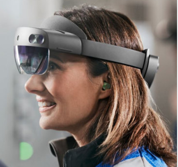 Using resources from the Holden Fund, the College of Veterinary Medicine recently purchased two Microsoft HoloLens 2 headsets to generate real-time closed captions for deaf and hearing-impaired students working in the clinic. Read on: cvm.msu.edu/vetschool-tail…