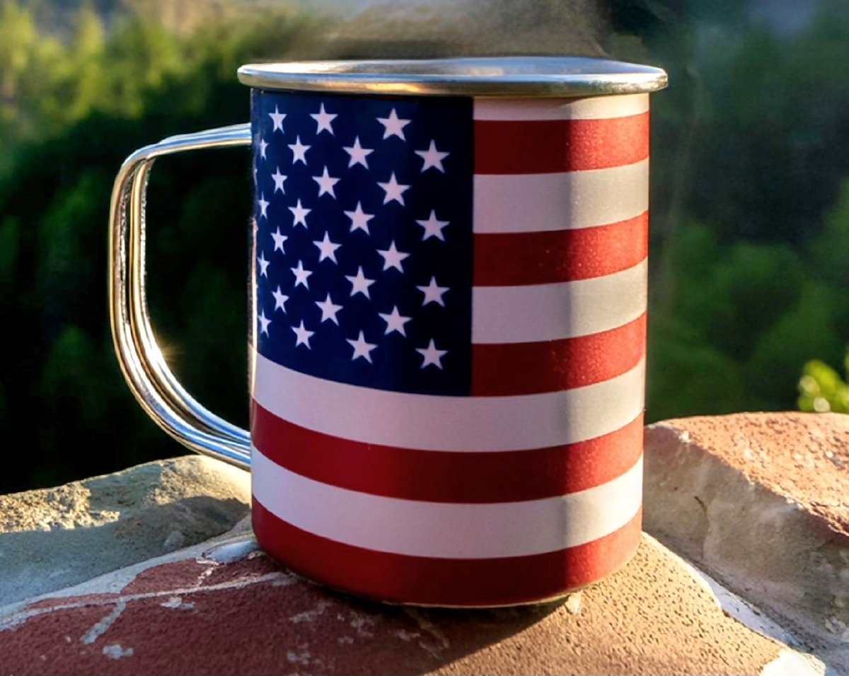 Good morning Folks! 🇺🇲☕🔆  Conquer 🫵your  day ☕ 💪✅⚡💨 . #GodBlessAmerica