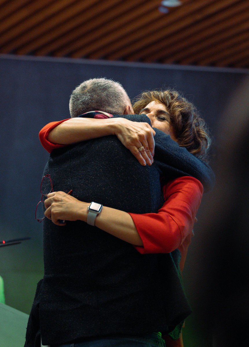 Ha sido un honor participar hoy en la Asamblea del 1º de Mayo de UGT y confirmar el compromiso y el entusiasmo de tantos compañeros. Mañana llenaremos las calles de toda España para defender a los trabajadores y trabajadoras y para reivindicar la Democracia.