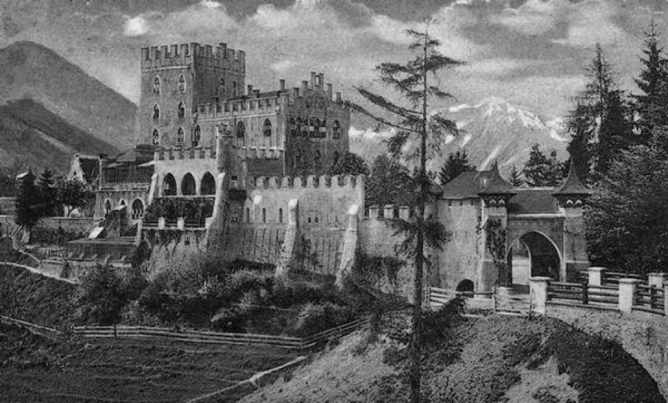 ANPIRomaPosti's tweet photo. Il #5maggio 1945 presso il castello di #Itter (#Austria), dove erano rinchiusi importanti i prigionieri di #Francia, avvenne la più anomala delle battaglie della #WWII.Reparti della 12° Div.Cor. #USA e soldati anti-nazisti della #Wehrmacht combatterono insieme contro le #SS. https://t.co/S0X5hNV8n6