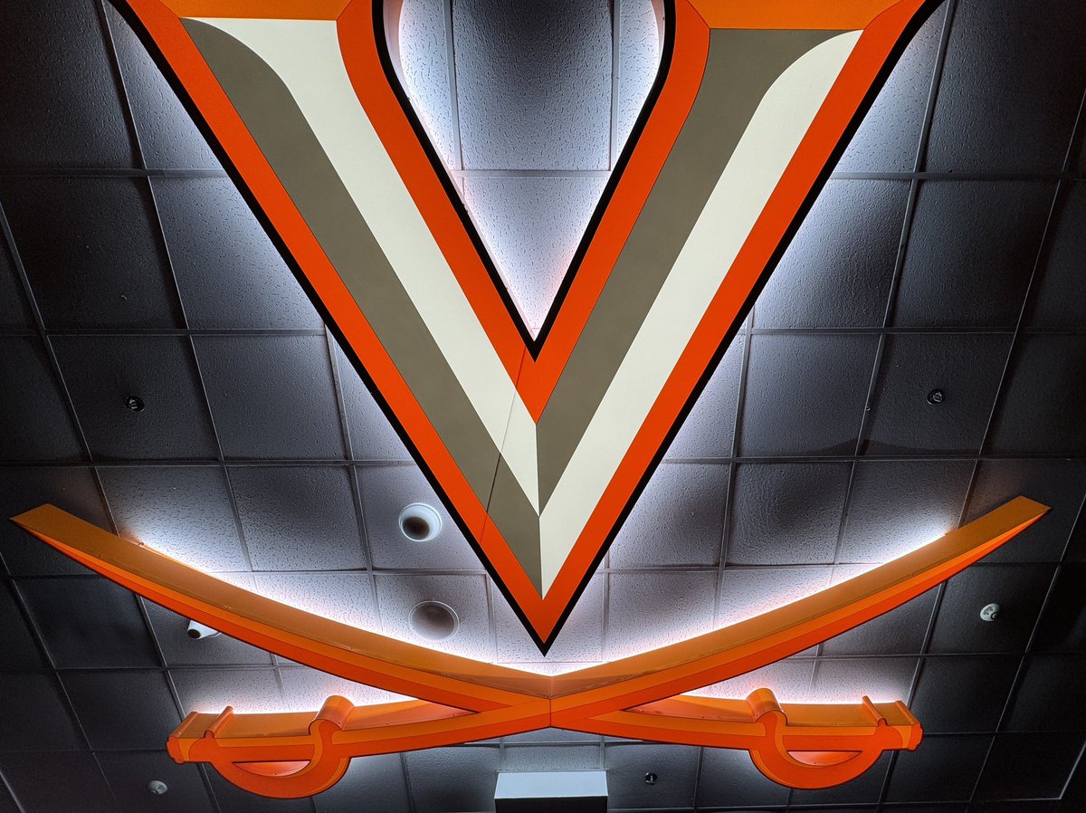 Thank you <a href="/CoachT_Lamb/">Taylor Lamb</a> for visiting <a href="/HornetFB_1MOORE/">BMC Football</a> this morning. I am excited to earn my first P4 offer from <a href="/UVAFootball/">Virginia Football</a>! <a href="/Coach_TElliott/">Tony Elliott</a>  <a href="/coachdeskitch/">Desmond Kitchings</a> <a href="/jsperos/">Justin Speros</a> <a href="/davidmh__/">David Hernandez</a> <a href="/CoachBWolfe/">Blanda Wolfe</a> <a href="/CarinaH_FB/">Carina Hargreaves</a> <a href="/UVAFBRecruiting/">VirginiaFBRecruiting</a> #GoHoos #WahooWa <a href="/JacquieFran_/">Jacquie Franciulli</a> <a href="/Andrew_Ivins/">Andrew Ivins</a> <a href="/TomLoy247/">Tom Loy</a>