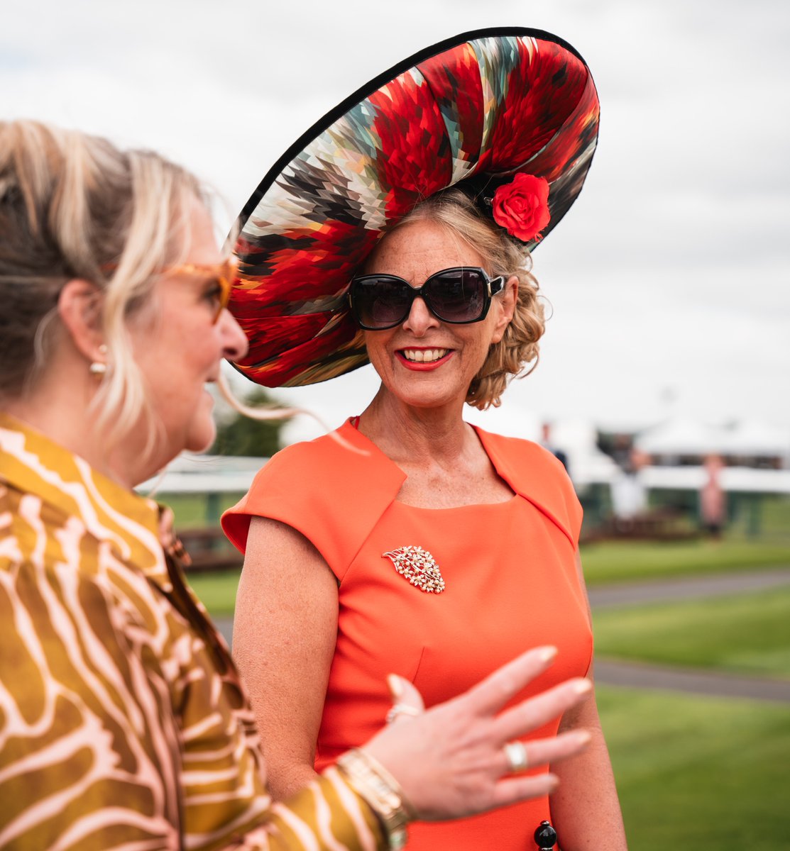 Hospitality for Ladies Day on Saturday 8th June is selling fast! But don't worry, we're opening the Marquee Restaurant, available for £140+ VAT per person. 🥂Paddock admission 🥂Three course lunch 🥂Coffee & chocolates 🥂Racecards 🥂Betting facilities Call 01244 304631.📱