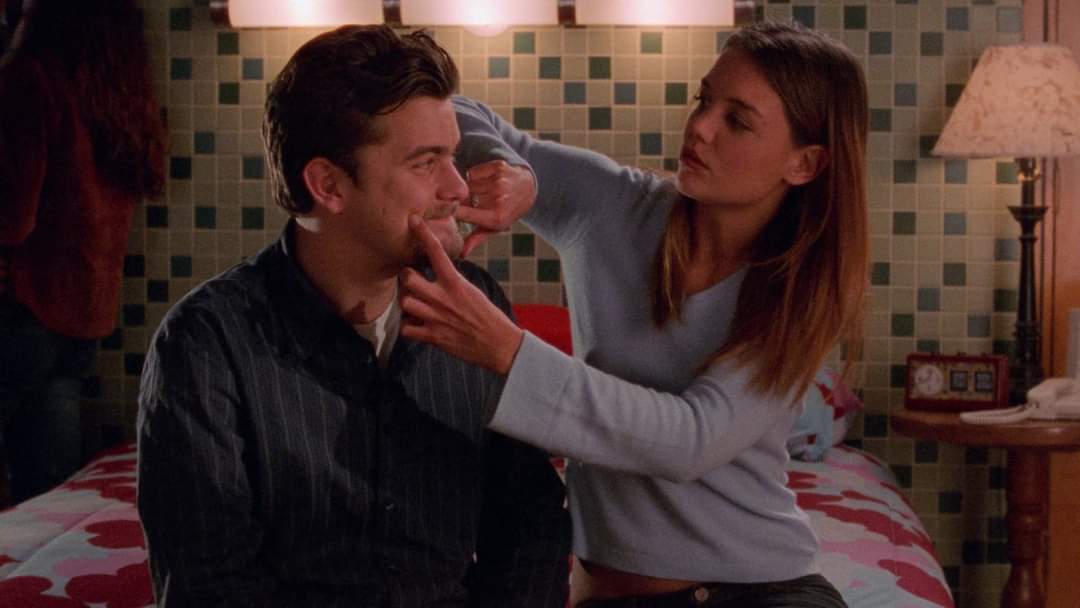 Happy #Tuesday Creek Talkers! 🤗

💥Click our 🔗 to DOWNLOAD our latest recap S6-Ep14 'CLEAN AND SOBER' 🍷 🚫 📺 

#dawsonscreek #joshuajackson #katieholmes #the90s #90stv #nostalgia #creektalkpodcast
