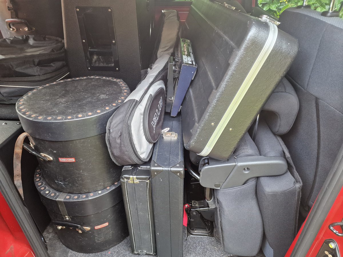 Anyone else take photos of how to load stuff into the van, to make it easier at the end of the gig to fit all the shit back in?

So glamourous...😉😂😂😂

#Gig #LiveMusic #Oxford #OxfordMetal #ForceOfMortality #OxfordMusic #MetalFam #HeavyMetal #ThrashMetal