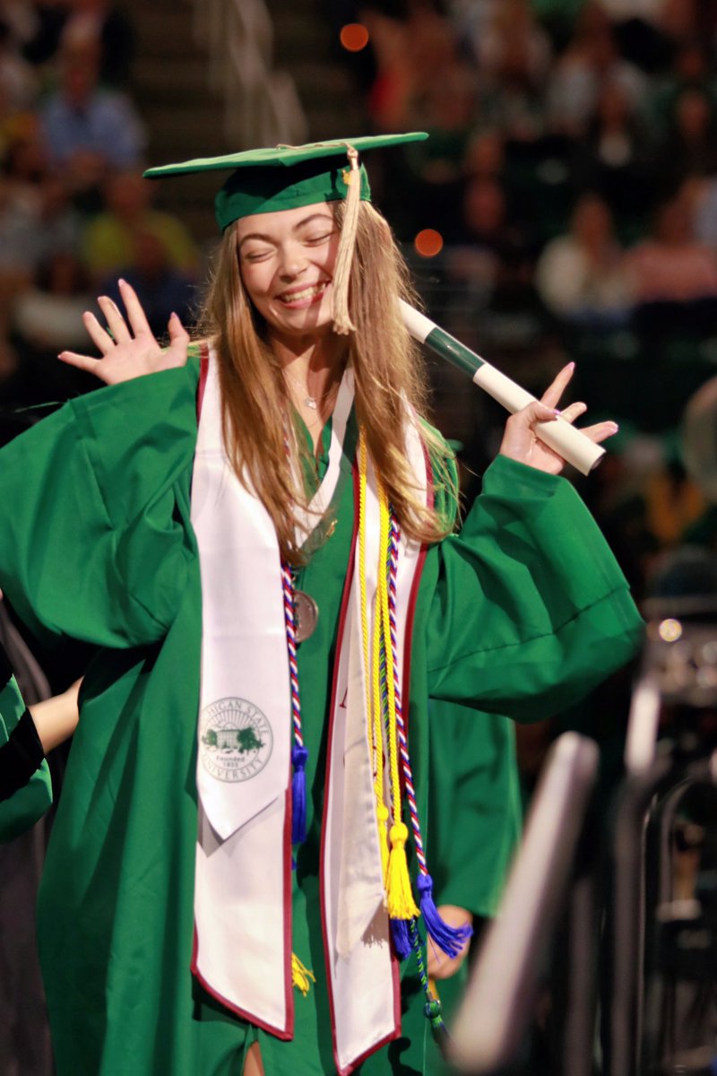 Yay Bella!💚 #proudmom #graduation