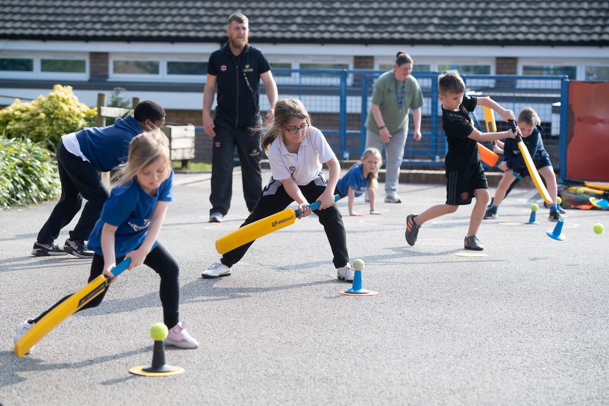 This #UKCoachingWeek, it's all about holistic coaching 👏 Read our article on planning sessions that support children’s holistic development written with Children's Coaching Collaborative member @Chance2Shine's @Greggers_25: bit.ly/3Uk07HM @_UKCoaching