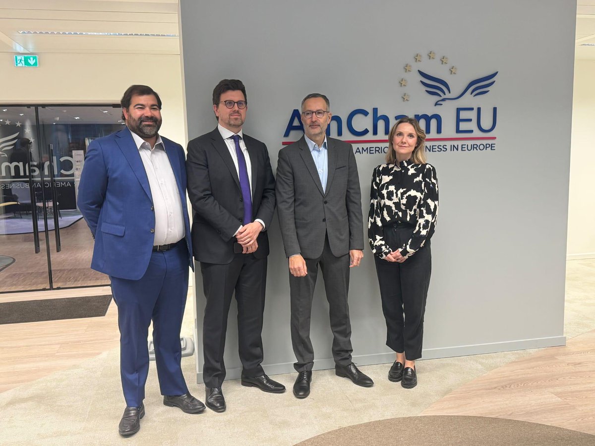 We were delighted to host acting DG Laurent Muschel yesterday to speak about the role of the Critical Medicines Alliance in strengthening Europe's healthcare sector Ahead of the Europe elections, it was also insightful to hear about @EC_HERA's priorities before the next mandate