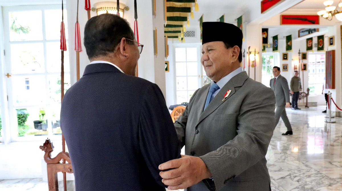 Menhan Prabowo menyampaikan ucapan selamat atas pengangkatan Menhan Malaysia yang baru tersebut, dan menegaskan Kemhan RI siap bekerja sama dengan Kementerian Pertahanan Malaysia.