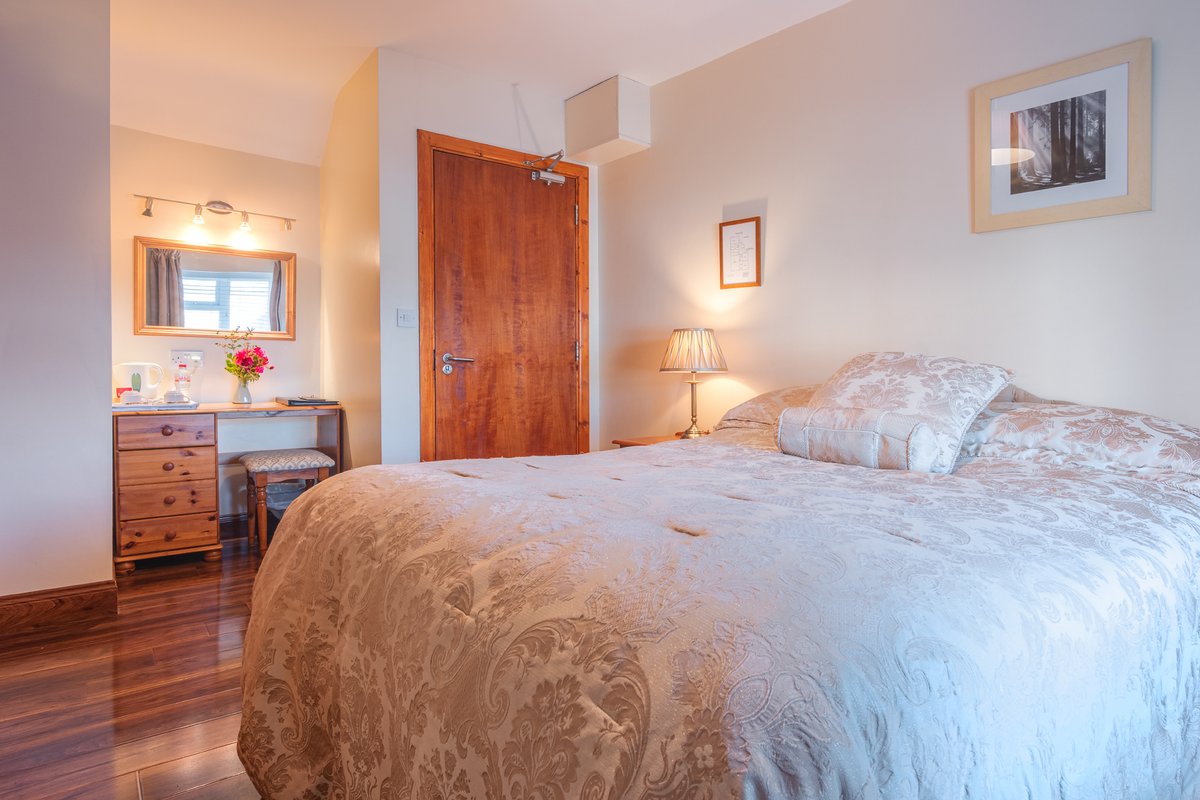 Tubbercurry is well known for hosting vibrant festivals throughout the year including, South Sligo Summer School Traditional Irish Music Festival, Drama Festivals and the Old Fair Day. 🛏Looking for somewhere to stay? Call Cawley's! ☎ (071) 918 5025