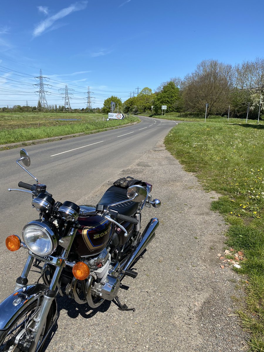 It’s a superb motorcycling day in the UK.
Ultimate de-stress.