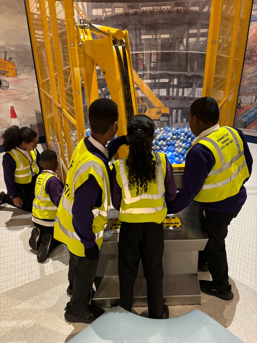 Year 5 had an amazing day @thinktankmuseum 
They really loved all the great hands-on activities.
#SchoolTrips