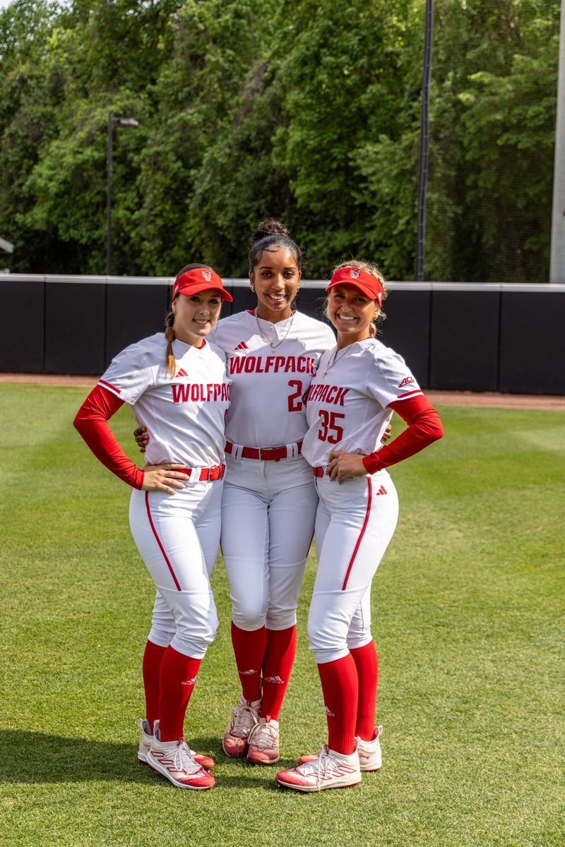 We're not crying, you are 🫣 It's the final week of the regular season which means Senior Day is approaching. We're so excited to celebrate these three incredible young women throughout the week!