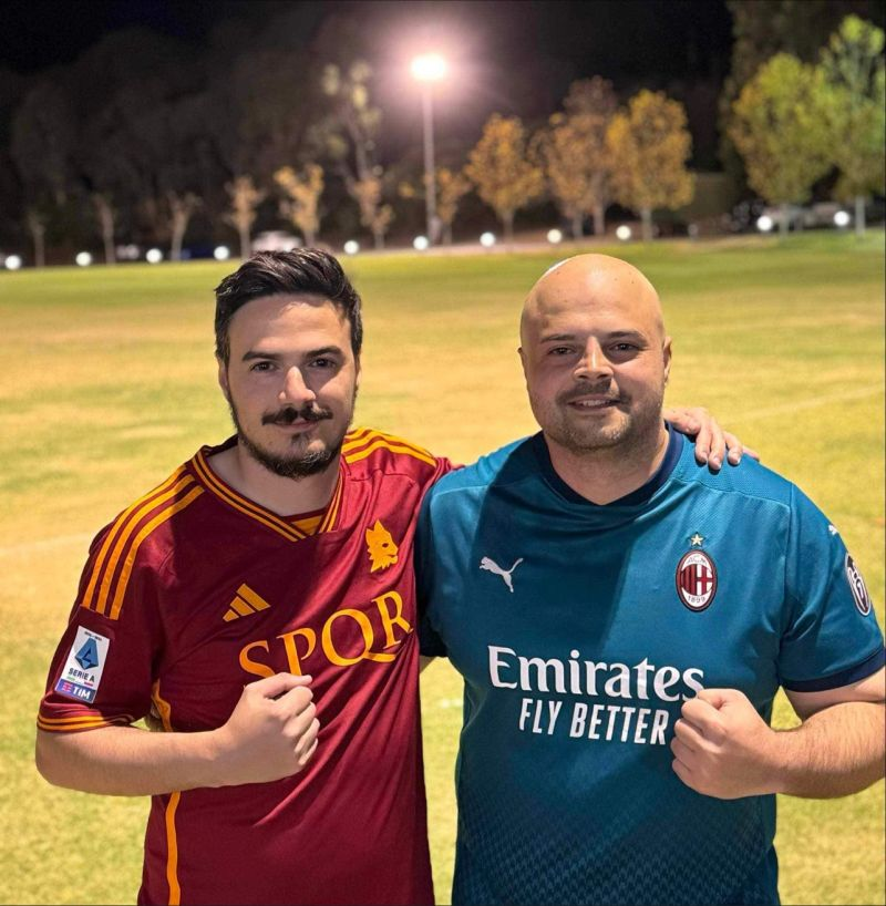 Footy trips! Love them!! Cousins @PaulFantasia13 & David Fantasia both from Adelaide and travelling in May to see @acmilan v @ASRomaEN in Perth. Paul, 37, Milanista and President of Milan Club Adelaide, and David, 36, Romanista and die hard Totti fan, never miss watching…