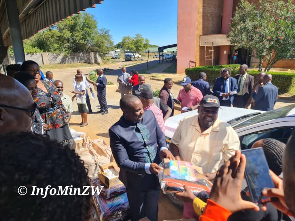 Midlands Minister of State for Provincial Affairs and Devolution Hon O. Ncube handed over donations including 28 tonnes of Mealie-meal to the ZPCS and various Charity homes. Funds used to buy donations were realised from the 2024 Midlands Independence fundraising dinner.