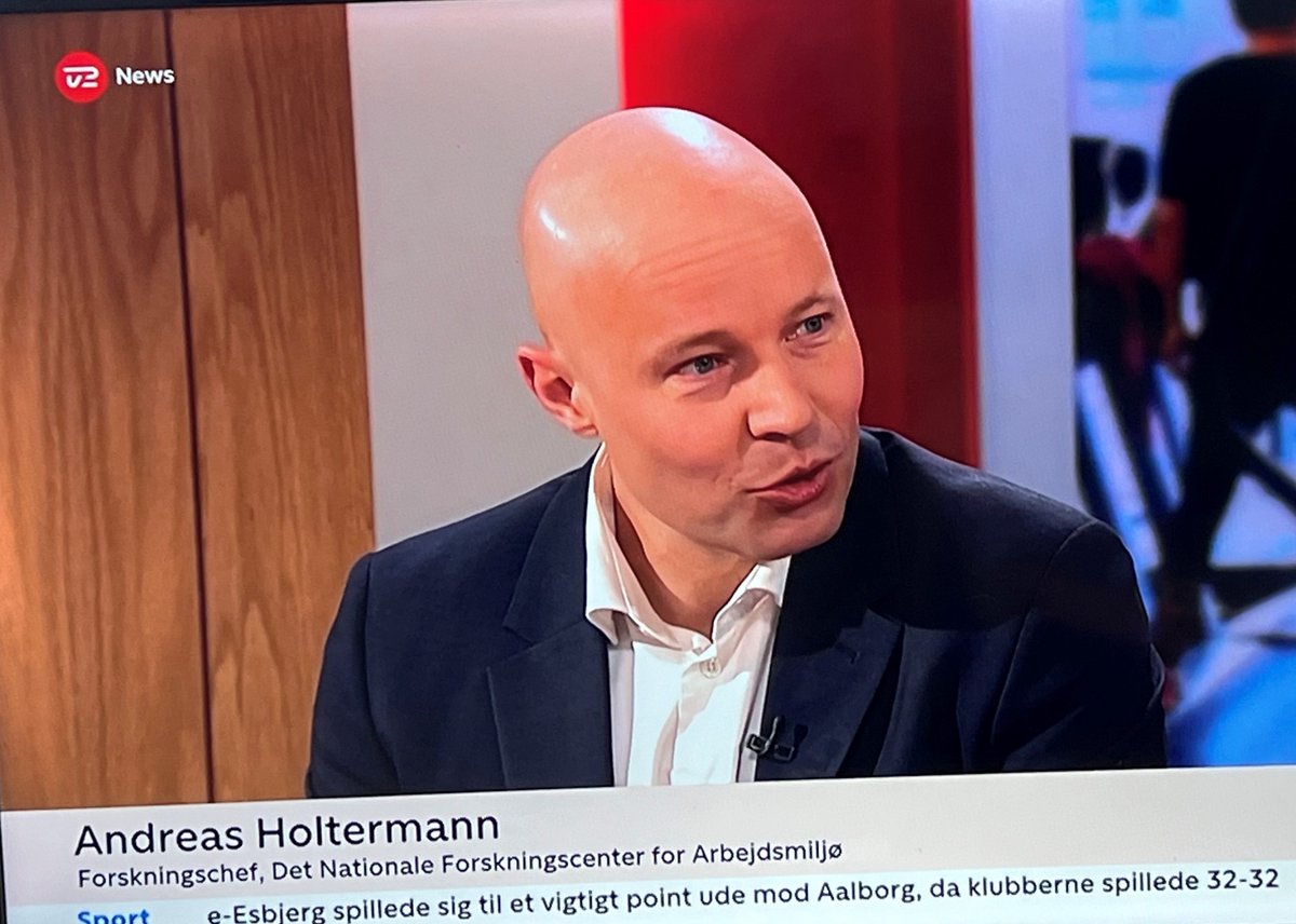 Det Nationale Forskningscenter for Arbejdsmiljø (@nfanyheder) on Twitter photo Man skal ikke blive syg af at gå på arbejde!
Det var budskabet fra <a href="/profHoltermann/">Andreas Holtermann</a> i News i går
Han fremhævede bl.a., at sundhedsfremme på arbejdspladsen har svært ved at nå medarbejderne med størst behov, fordi de i mindre grad får det tilbudt og oftere takker nej #arbejde Man skal ikke blive syg af at gå på arbejde!
Det var budskabet fra <a href="/profHoltermann/">Andreas Holtermann</a> i News i går
Han fremhævede bl.a., at sundhedsfremme på arbejdspladsen har svært ved at nå medarbejderne med størst behov, fordi de i mindre grad får det tilbudt og oftere takker nej #arbejde