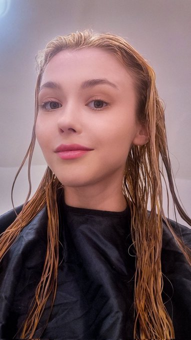 Back to light ☻️ https://t.co/Cv6vEtNdgv<a href="/tag/halloween"class="tags"><span>#halloween</span></a>