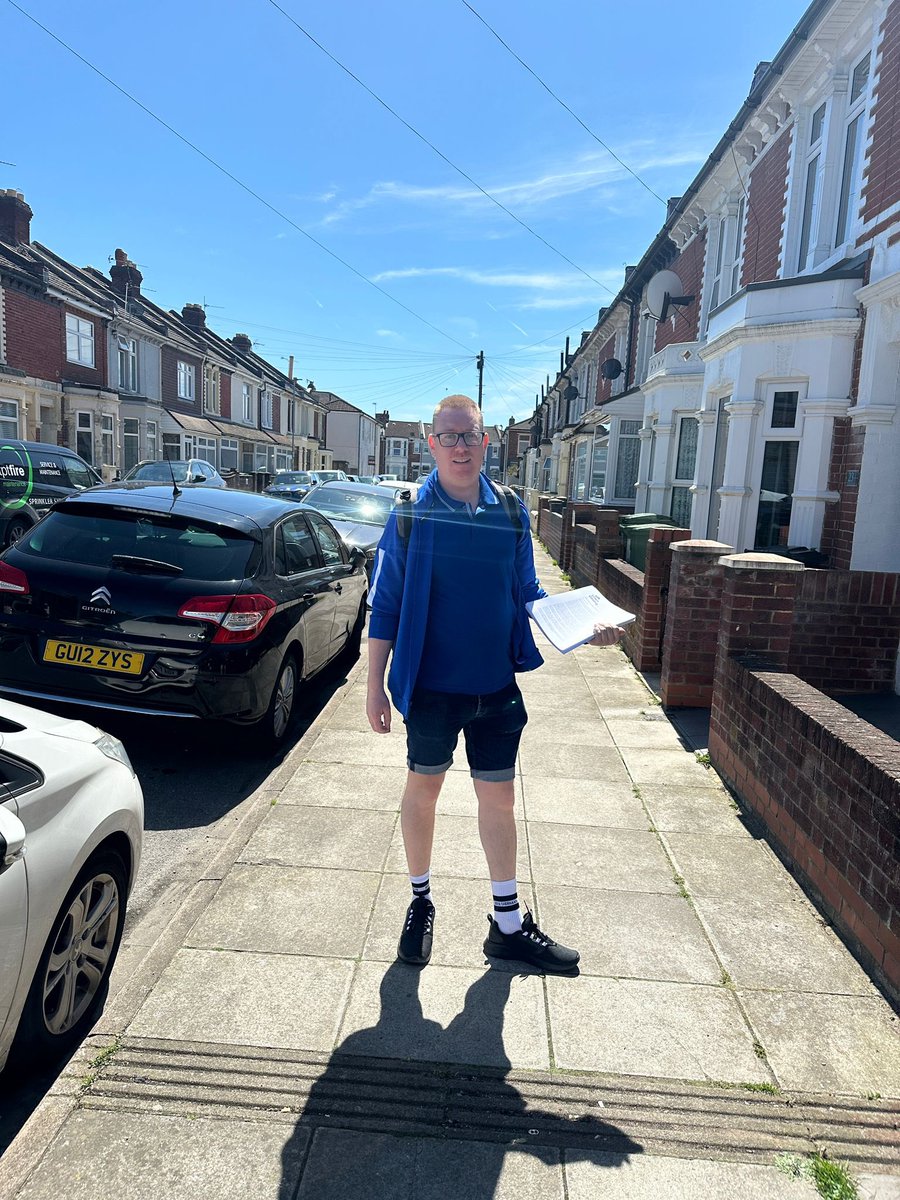 Out in the sunshine today speaking to residents across copnor ahead of Polling day.