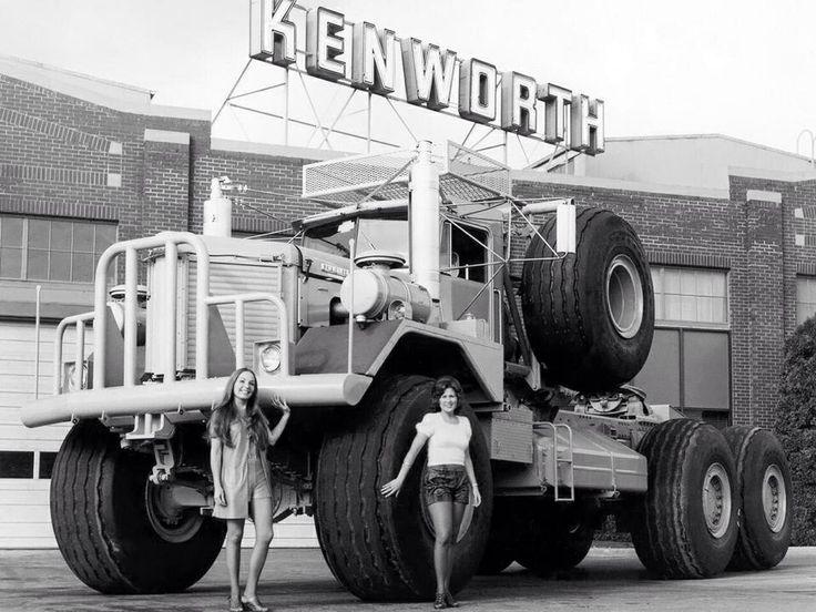 1959 Kenworth 6x6 straight off the factory floor! Personal Favorite KW 🖤 Would love to put a bed on it! Daily Driver!! #TruckTuesday! 🚚 🔥 🖤