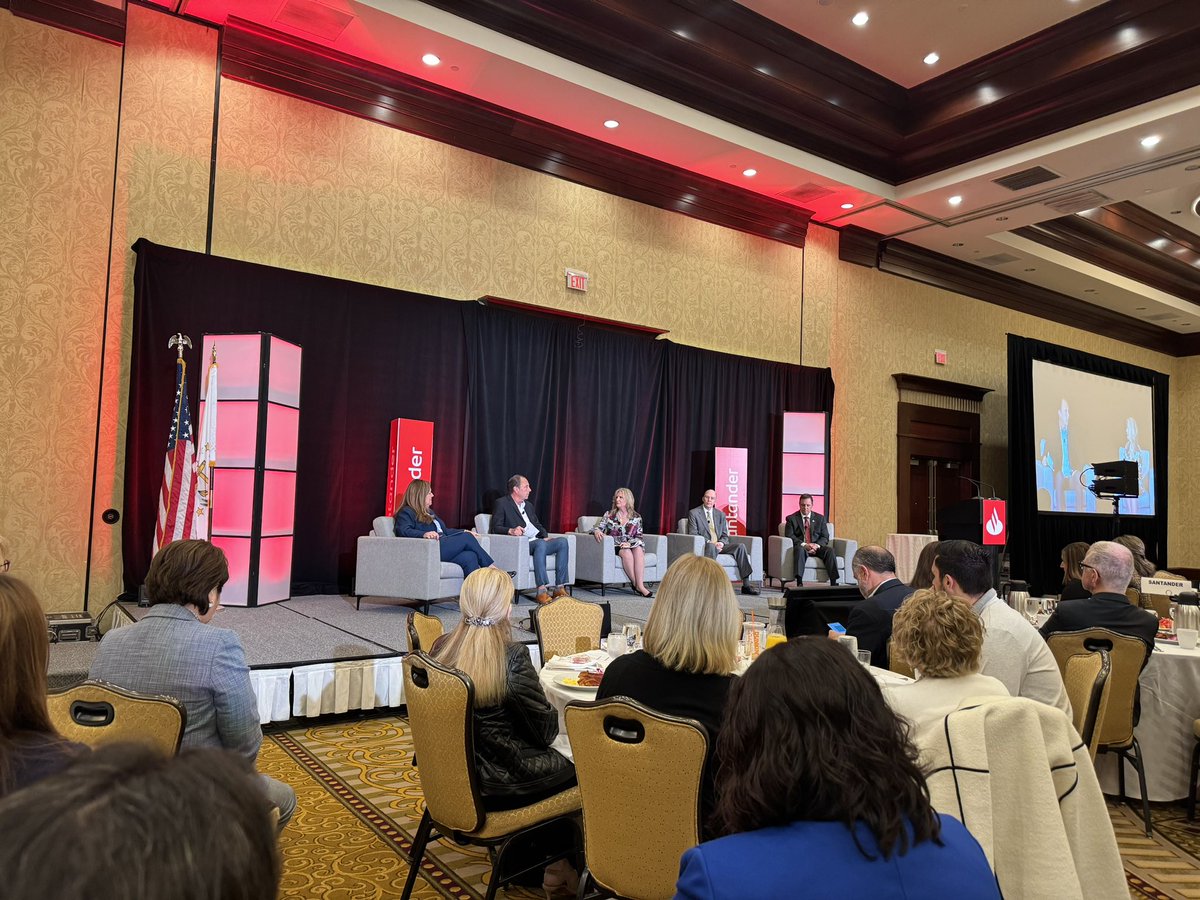 Attending Santander Economic Outlook meeting in Warwick, RI today. Always looking forward to a glimpse of the future through the eyes of professionals. #Santander
