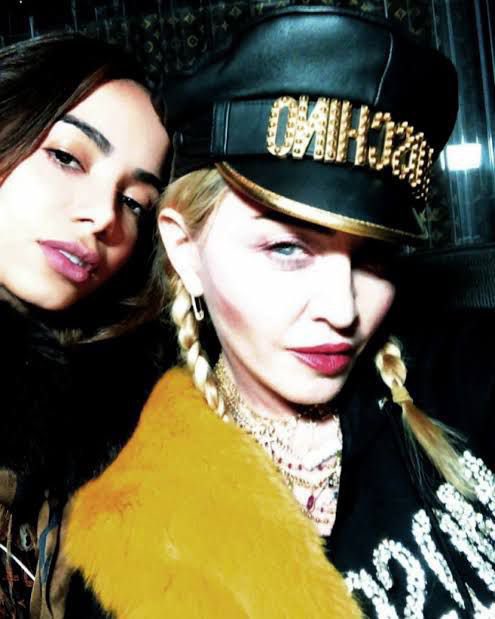 🚨 Anitta subirá ao palco com Madonna em Copacabana, de acordo com O Globo.
