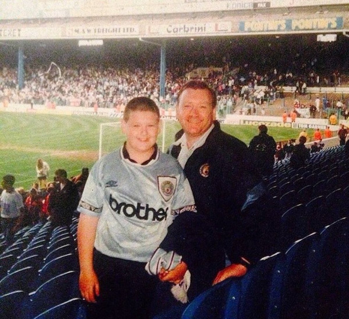 The Kippax last Stand! 

30 years ago today…..I loved that place 🩵

IF I DIE ON THE KIPPAX ST