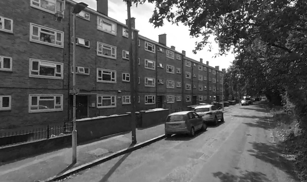 Forest View Road in Forest Gate where William Malcolm was shot at his flat on the night of Wednesday 16 February 2000 at about 9.30pm.

You can read more from Unsolved 2000 at Amazon:

amazon.co.uk/dp/1981837981

#truecrime #ForestGate #paedophile #JasonSwift #unsolvedmurder #london