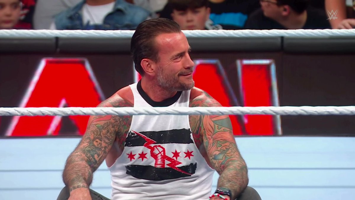 HQ #WWERAW Screencaptures: cmpunk.org/Photos/thumbna…
#CMPunk #BestInTheWorld #WWE 

(@CMPunk)