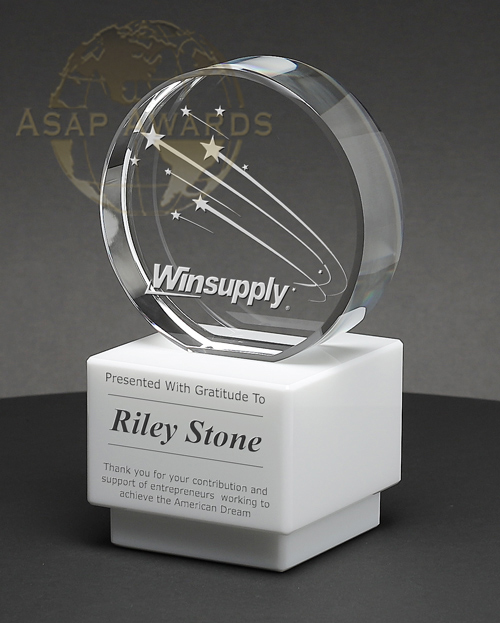 Winsupply showing gratitude to its employees by rewarding them with our Modern White Crystal Award.

 Build People and then People will Build Your Business!

#EmployeeRecognition #AppreciationAwards #CustomAwards
#TruckDriverAwards #DriverAppreciation #CrystalAwards 10CWHTR
