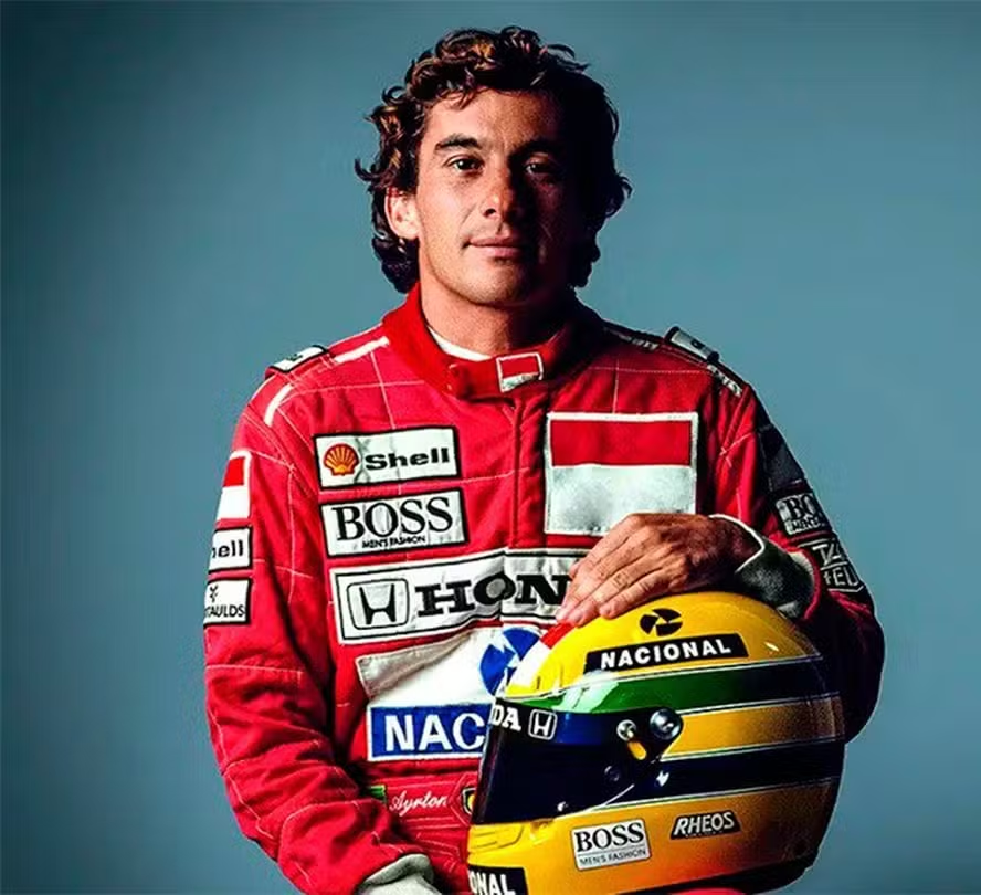 O ator Gabriel Leone como Ayrton Senna para a nova minissérie da Netflix.
