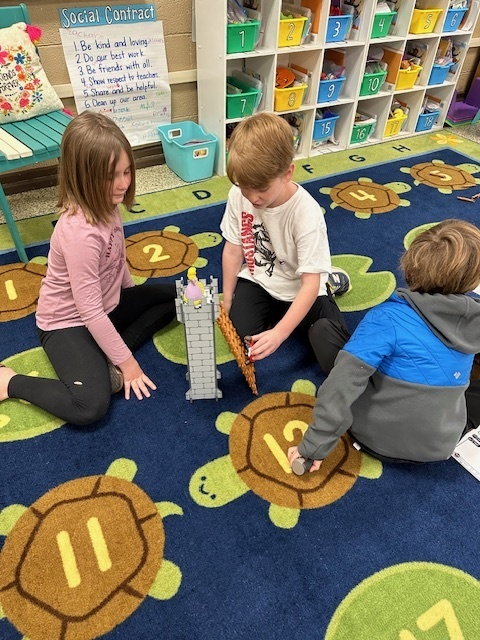clevecityschool's tweet photo. โจ๐ First graders at Arnold Memorial Elementary are reimagining fairy tales with a STEM twist! Using the Design Thinking Map, they tackled character challenges, embracing setbacks and celebrating success! ๐ง ๐ก #STEMeducation #FairyTaleSTEM #ProblemSolvers ๐๐ https://t.co/6inp3xQ1VV