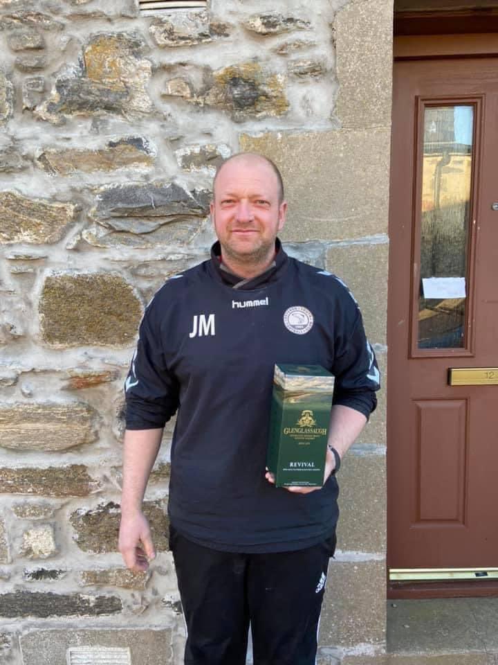 🔸React to this post
🔸Tag who you’d share the bottle with
🔸Share the post 

You have until Thursday 2nd May, 10pm to enter. Draw will be made and announced on episode 1 of the new series where I am joined by Barry Wilson. 

Pictured below are former winners with their bottles!
