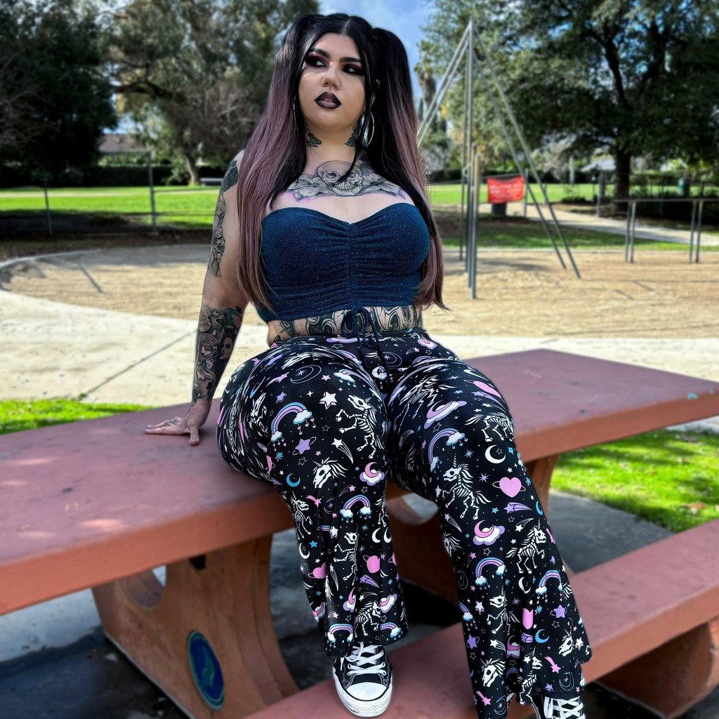 💀🦄 A Pastel Goth Rockstar 🦄💀 Our Babe @hilli_xx Looking Dangerously Cute In Our Skeleton Unicorns Hellz Bellz Flares 💕🦇 l8r.it/4dtl #TooFastClothing