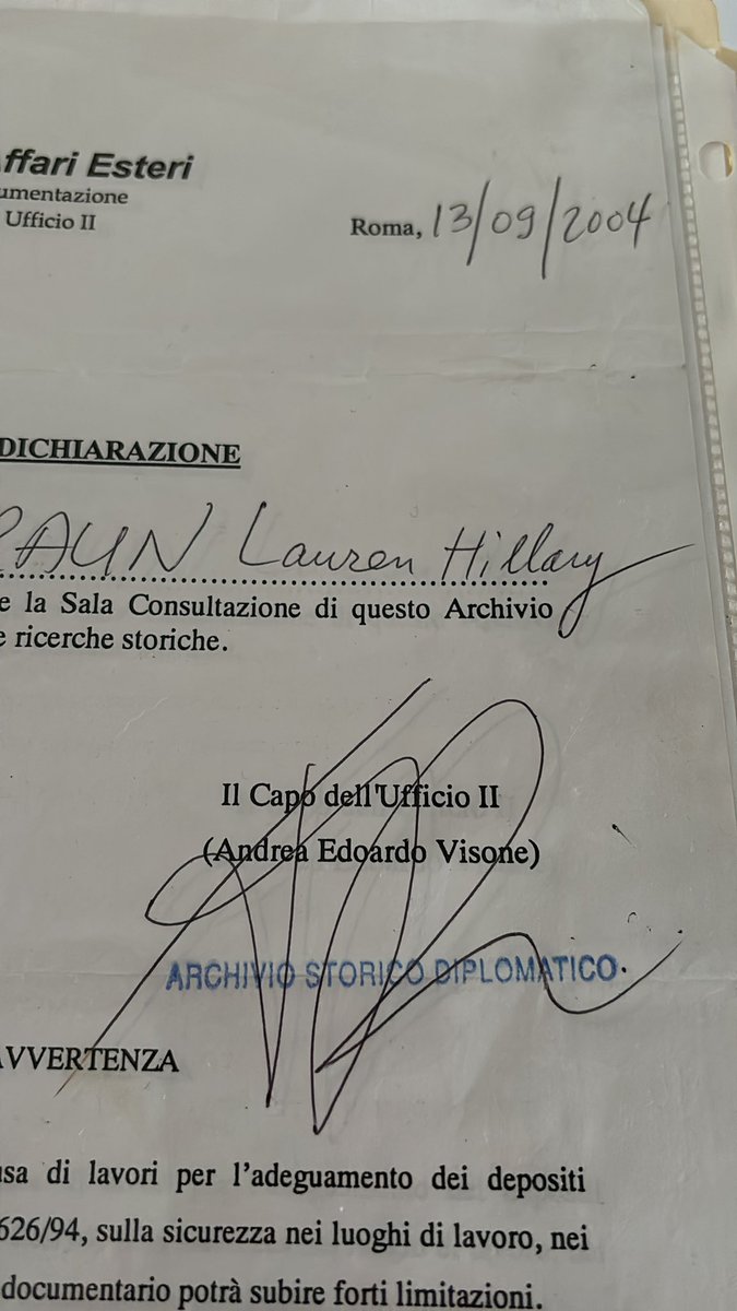 Historians: Planning a short research trip to Rome? It’s so easy! Go find a letter from 2004 in your basement to get approval in the online system to book a seat that is no longer available 🤣🤣🤣 fold marks and plastic cover is “so 2004”