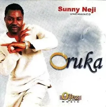 ☕️💃💃#middaycafe W @talkativeolive x @Chiny_Godwin #Womenstalk ▶️Oruka- @sunnyneji #KissFMLagos 💋💋 #💙💙 #Tuesday #ThrowbackTuesday #GoodMusicGoodTalkDial 98.9