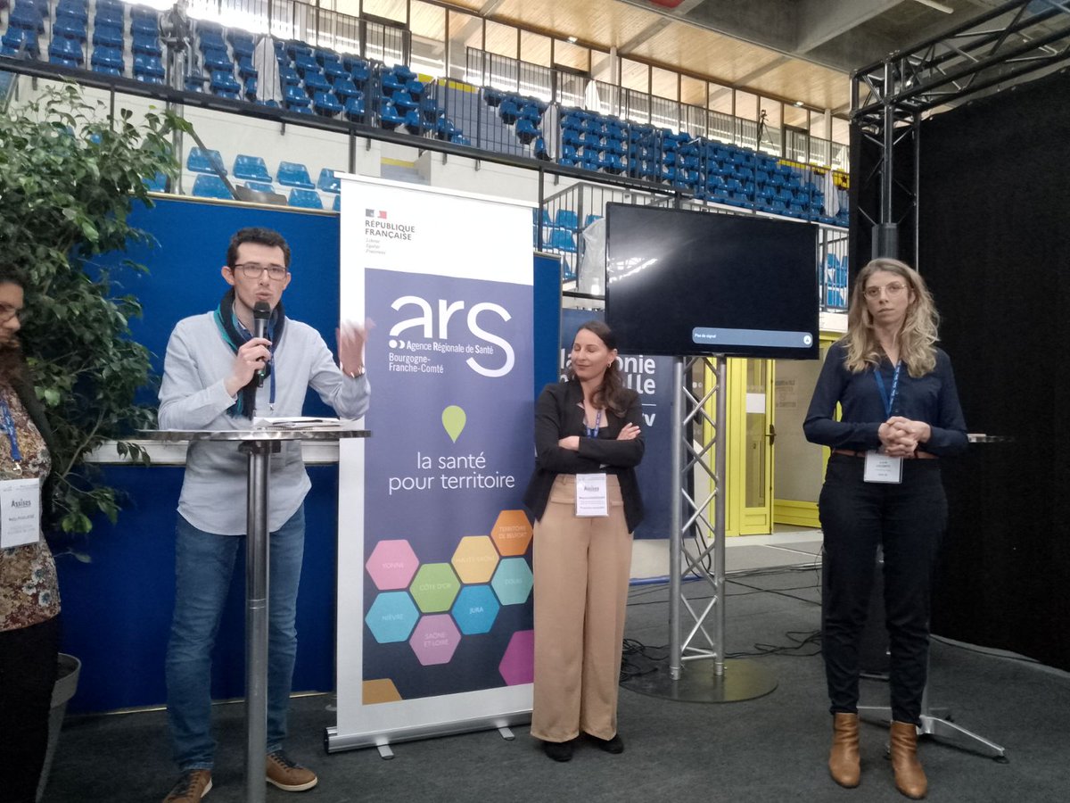 DindaudARS's tweet photo. Animation d'un atelier par l' @arsbfc et  @PromoSanteBFC lors de la 2e édition des Assises de la vie associative de Nevers  : comment intégrer la dimension Santé à son projet associatif ou dans les actions portées?
Témoignages de la fédération des centres sociaux et du PETR VLN https://t.co/zQyVGuduqF