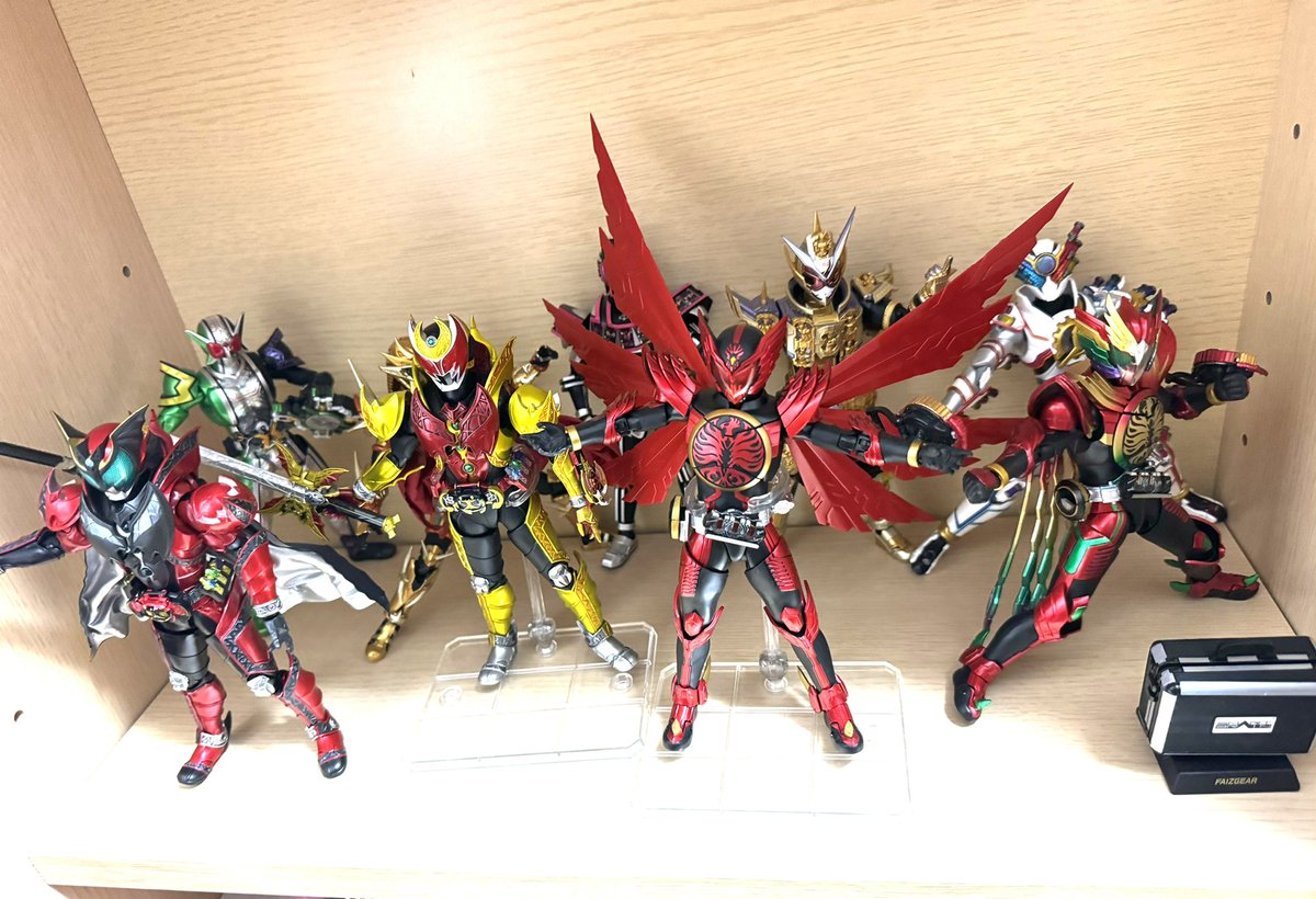 WozgingaFinally's tweet photo. 固ツイ更新
CSM・フィギュアーツ・装動幅広く収集中 https://t.co/VsJSkknJ4U