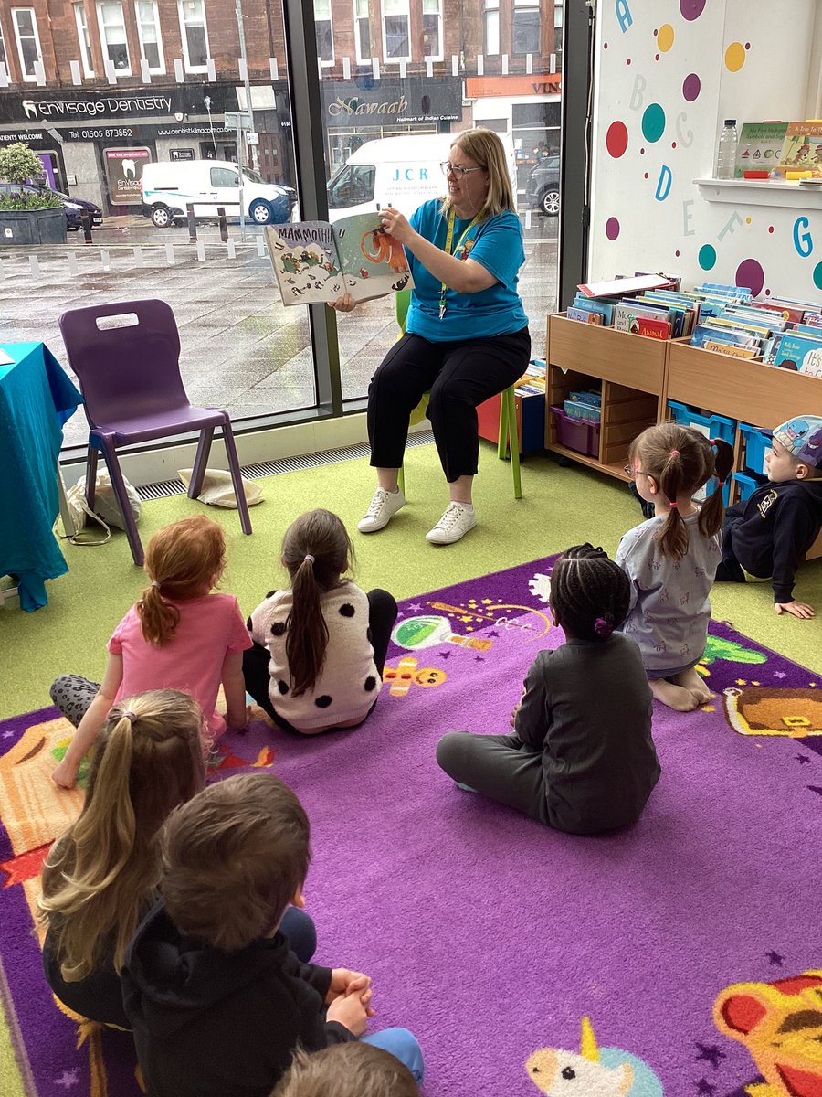 We had some Sleeping Bunnies at Kilmacolm Library today when Kilmacolm Nursery came for a Bookbug Explorers Party. We all had soo much fun. @Bookbug_SBT #bookbugexplorers