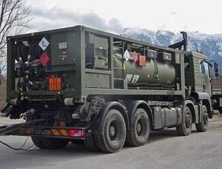 pascalbtr's tweet image. C'est pour cela que j'aurai, personnellement, préféré un container plateau moins "repérable"...et plus souple d'emploi en #LogOps 🤔