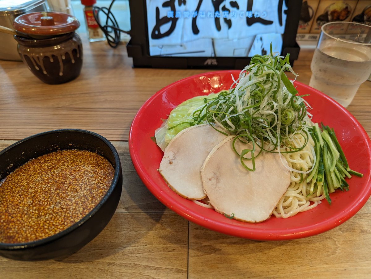 広島旅行ではつけ麺