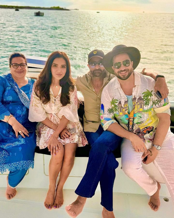 Nishi95388419's tweet photo. Lovely pictures ❤
@jasminbhasin @alyGoni
#JasminBhasin #AlyGoni
#AmjadGoni #RubyGoni #JasLy #Jasminians https://t.co/w8qrbWdn8d