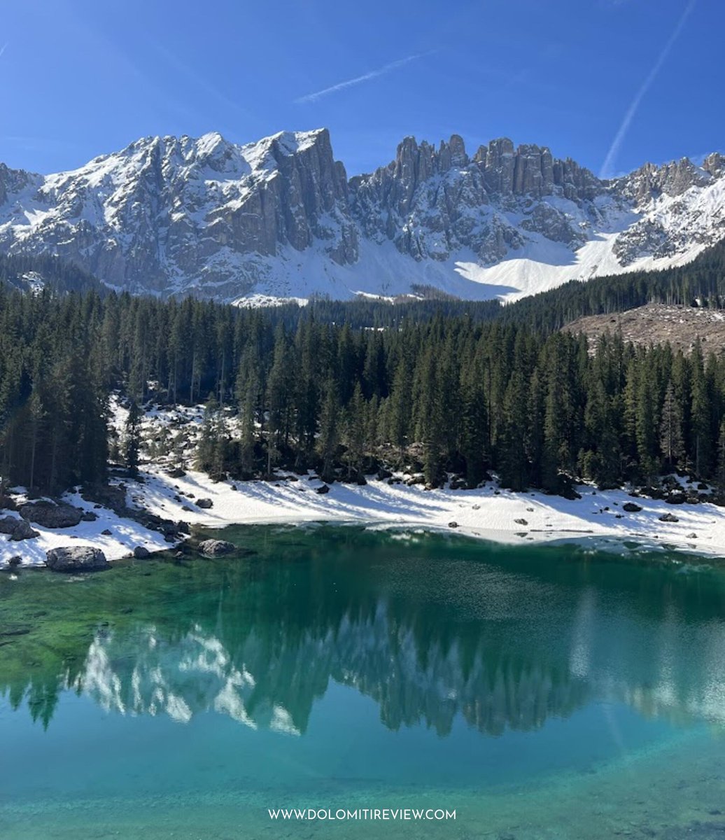 Primavera al Lago di Carezza: dove il Latemar si riflette nello specchio color smeraldo 

📌 Lago di Carezza, Alto Adige
📷 Dolomiti Review, aprile 2024