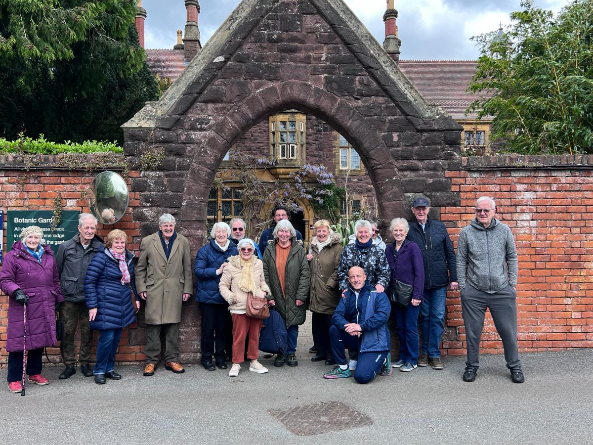 📸 Another great day out with our 'Extra Time' Club. This week, we took the group to the University of Bristol Botanic Garden's 🌳 Thank you for having us 🙏 🔵⚪️ #4Quarters1Community