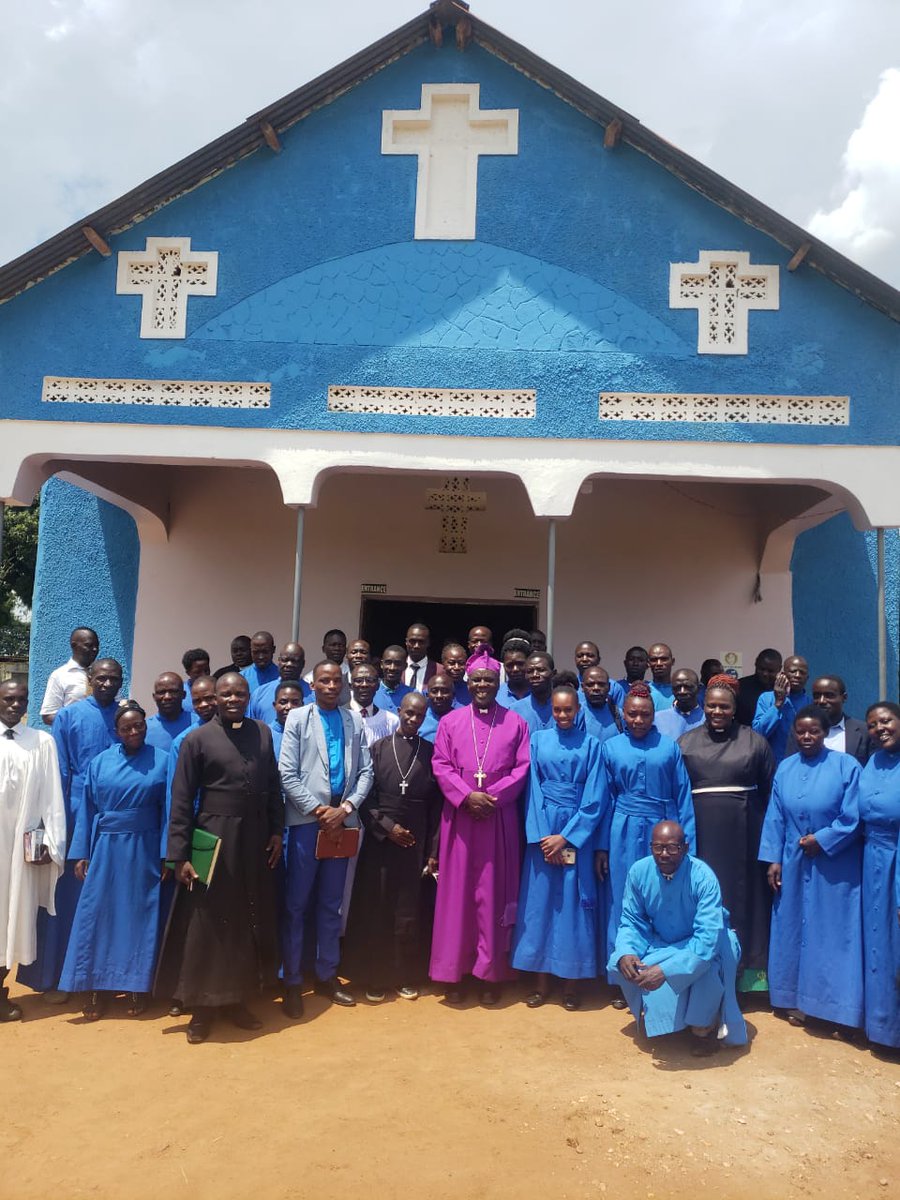 Rt. Rev. Wilson Kisekka, Bishop of Luweero Diocese is on his pastoral tour around the Diocese meeting all Lay Readers and their wives from their respective Archdeaconaries where he started with Kikyuusa.
He encouraged the Lay Readers to work hard for the restoration and uplifting…