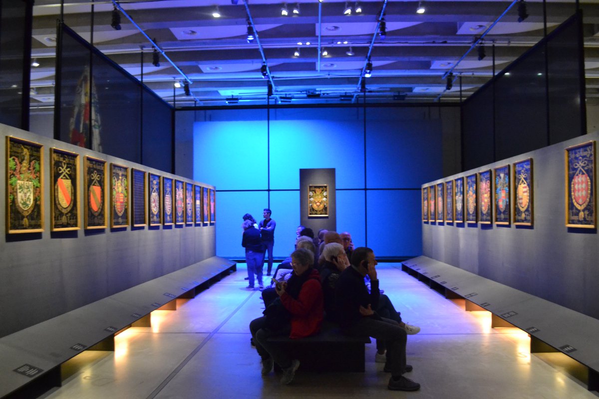 ‘Ridders van Het Gulden Vlies’ komt bijna ten einde. Herbeleef nog t.e.m. 2 juni een van de grootste en belangrijkste feestelijkheden in de geschiedenis van Mechelen: de samenkomst van de ridders in 1491.  Bezoek zeker deze unieke reeks.

Info en tickets:
hofvanbusleyden.be/ridders-van-he…