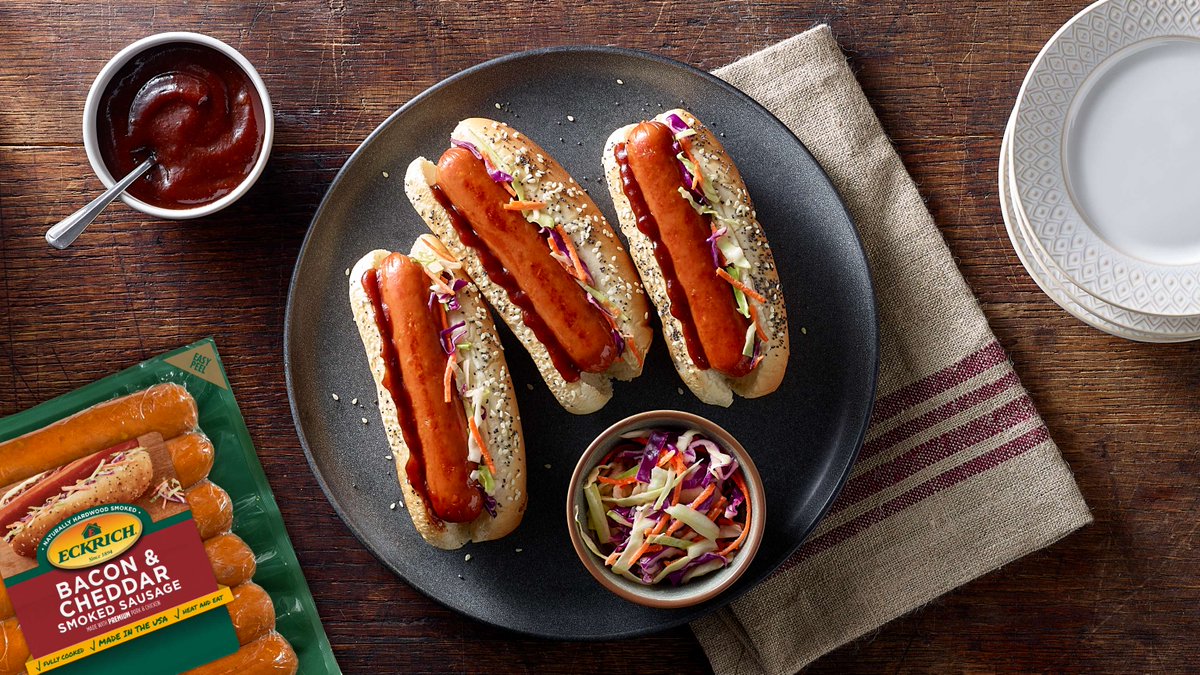 Grab Eckrich's Bacon and Cheddar Smoked Sausage at @GiantFood on your next grocery run! Loaded with flavor, these sausages are the best addition to your cookout, especially at #BBQinDC. Pair them with coleslaw, your #favorite sauce, or anything your heart desires! #BBQBattle