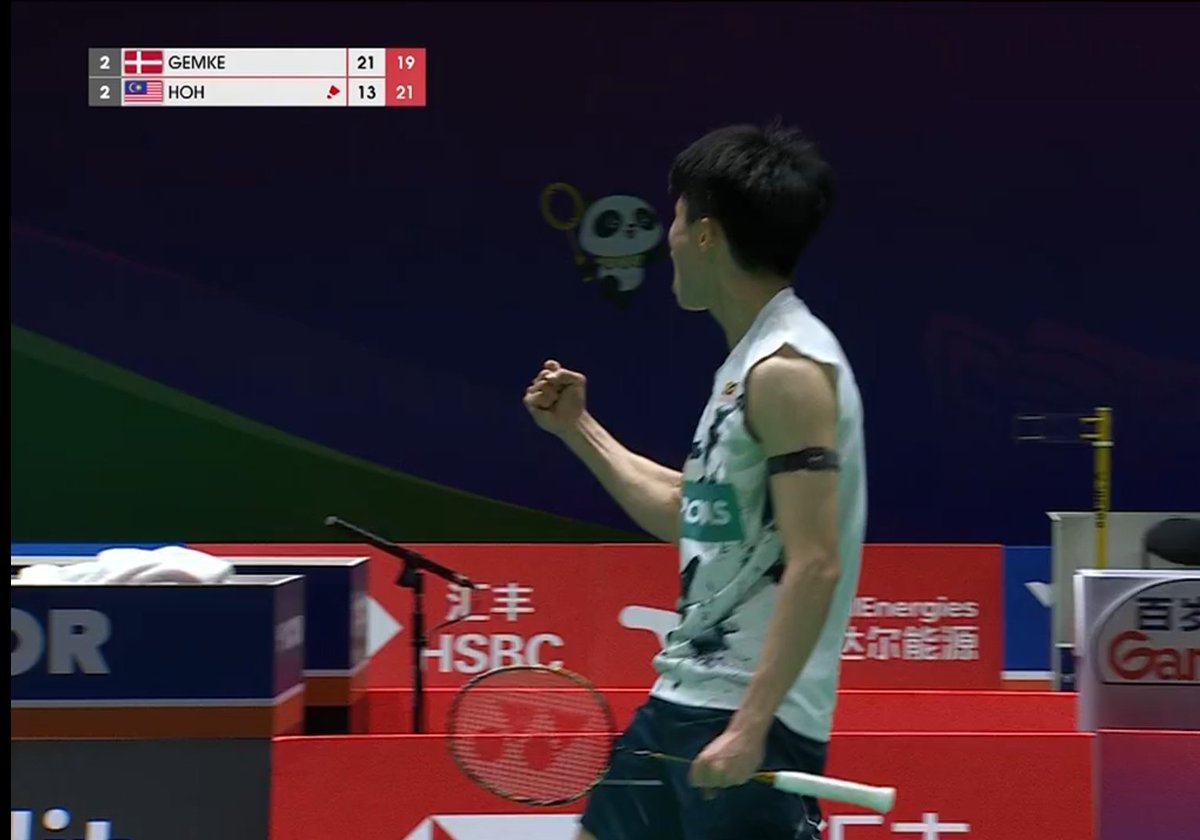 RUBBERRRR . What a fight by Justin Hoh! #TUC2024