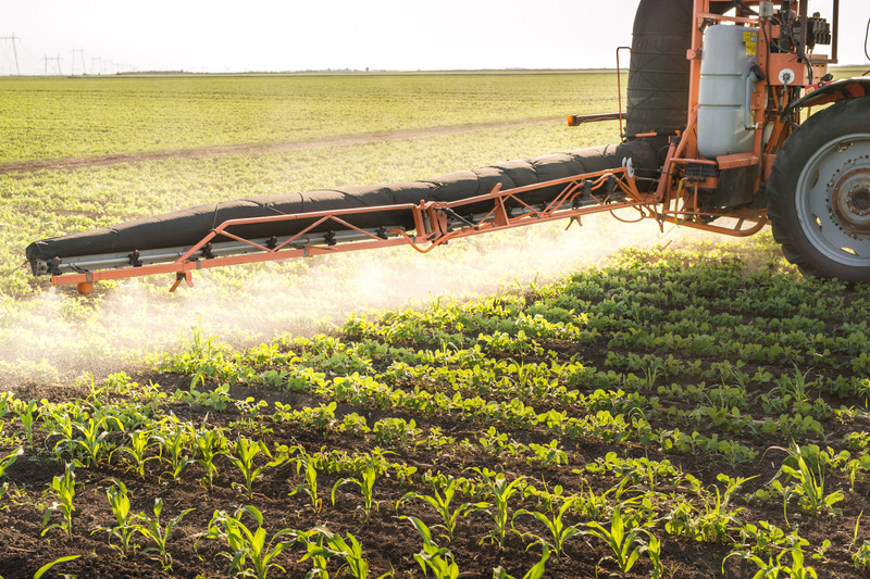 This @UNLExtension article highlights the impact of factors such as #plantgenetics & improved production practices on #fertilizer consumption in #Nebraska over numerous decades. » ow.ly/eCrr50RqY5R #NebExt #cropproduction #ag #nitrogen