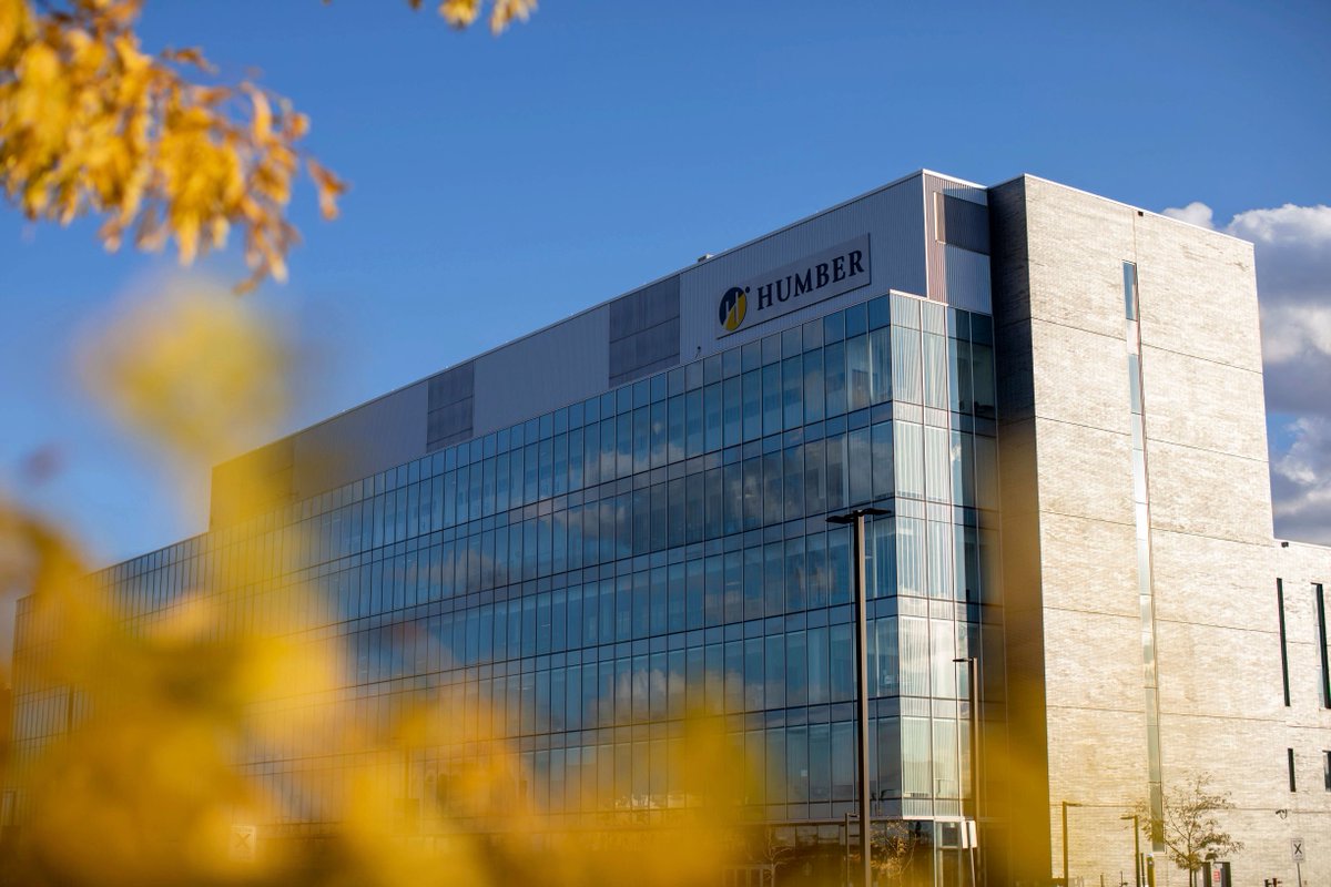 🌟 Big news! We're thrilled to announce Humber's outstanding performance in the 2022-2023 Colleges Ontario Key Performance Indicators (KPIs)! Humber came out on top with an impressive 83.6% graduate employment rate and 96.6% employer satisfaction rate. buff.ly/43L47Wf